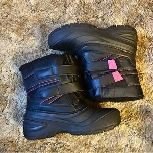 Black Kids Winter Snow Boots Size 4 — Velcro Straps, Waterproof Shell — Preowned